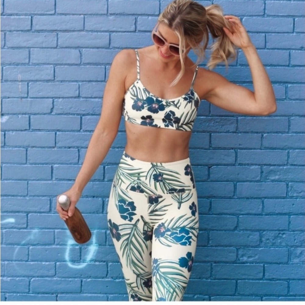 Beyond Yoga Leggings (XS) ~ Olympus Floral Sunrise NWT